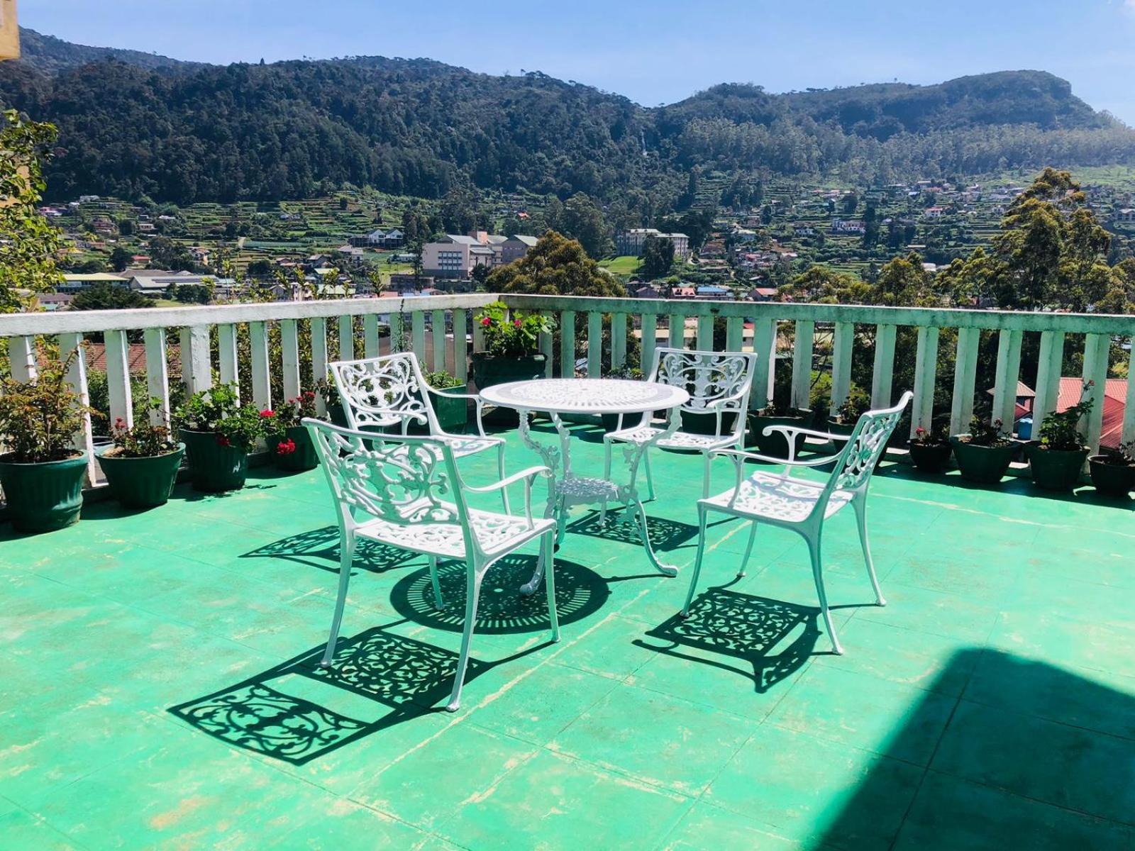Hikers Inn Nuwara Eliya Ngoại thất bức ảnh